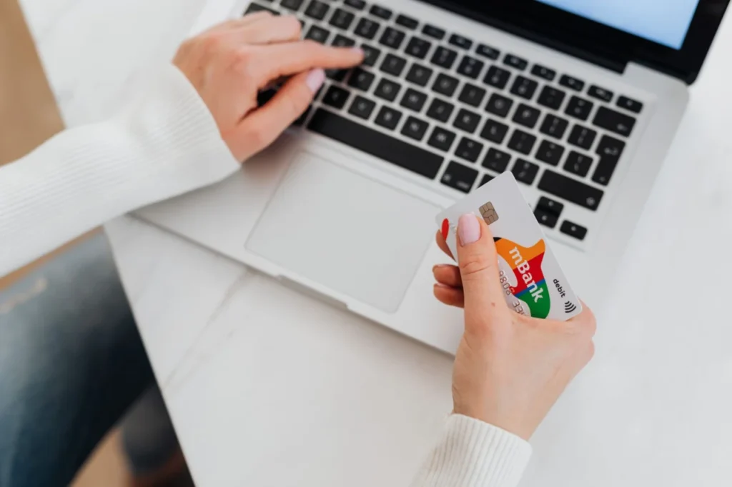 Cartão De Crédito Online Imediato: O que é e como funciona 1 Cartão De Crédito Online Imediato